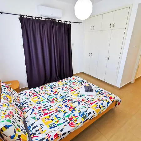 Off Course Seaview Apartament
